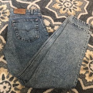 LEVI HIGH WAIST JEANS 😍😍